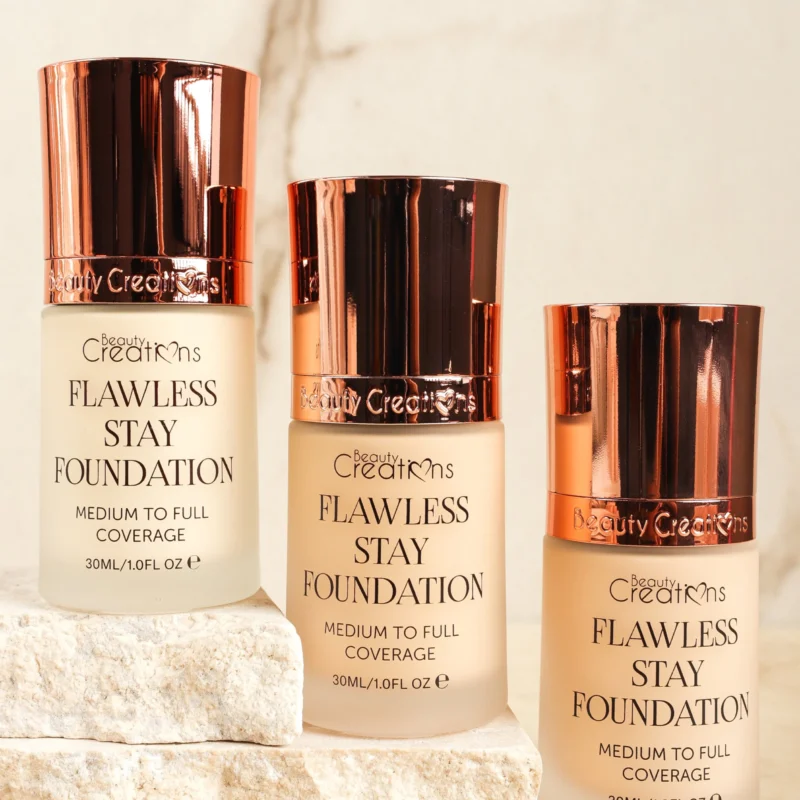 FLAWLESS STAY FOUNDATION COBERTURA MEDIA