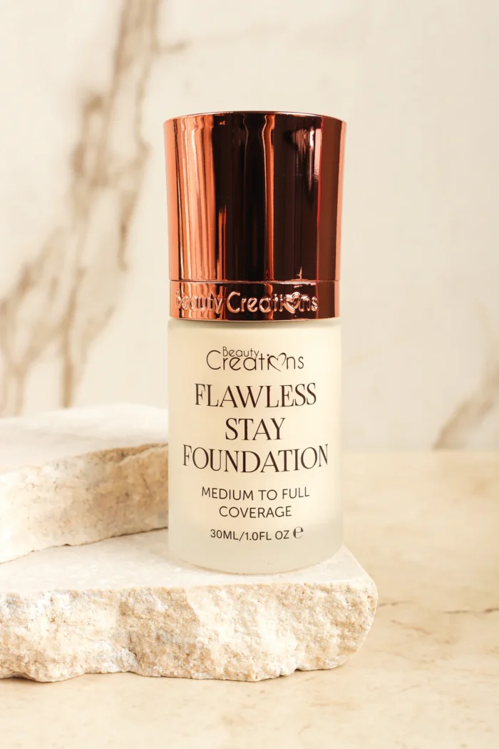 FLAWLESS STAY LIQUID FOUNDATION