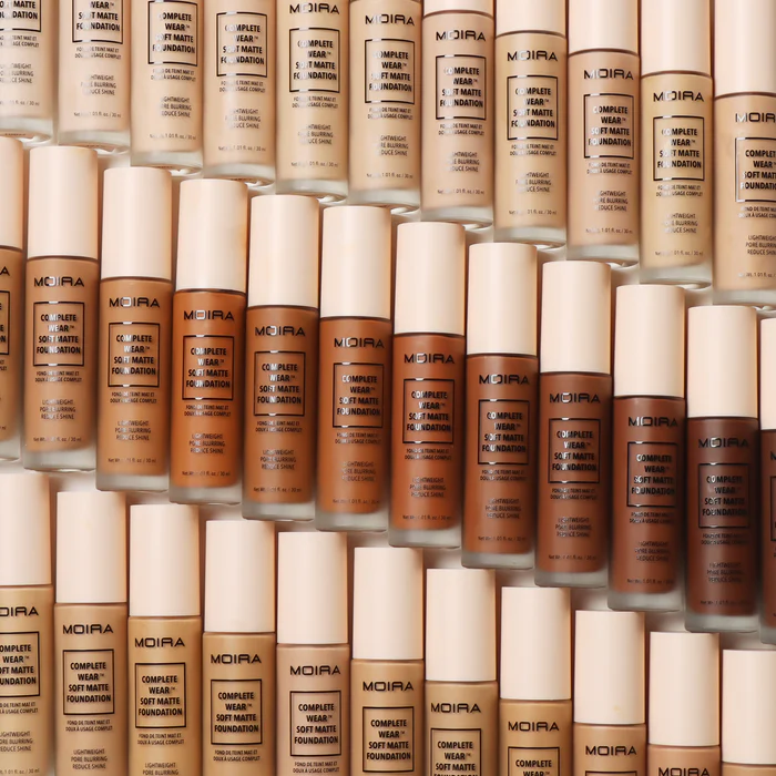 BASE DE MAQUILLAJE COMPLETE WEAR SOFT MATTE