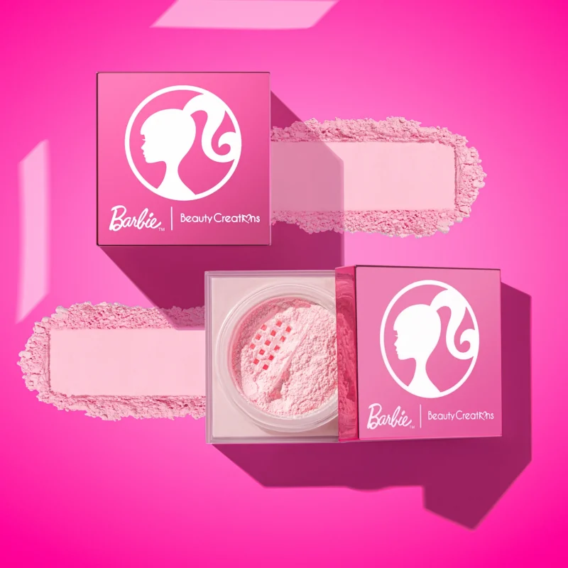 POLVO SUELTO FIJADOR  FUTURE IS BRIGHT BARBIE X BEAUTY CREATIONS