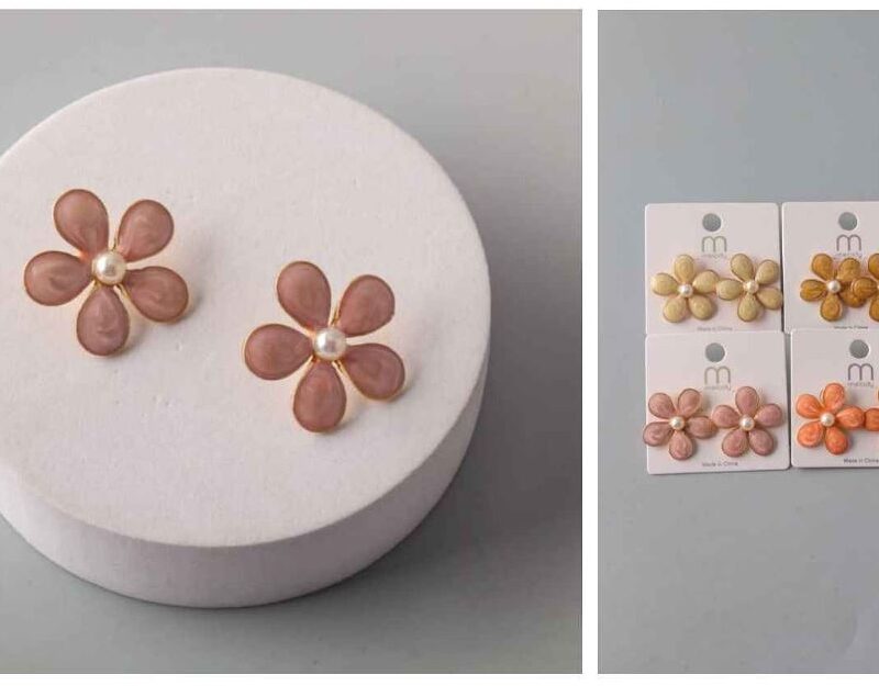 PAR DE ARETES CON DISEÑO