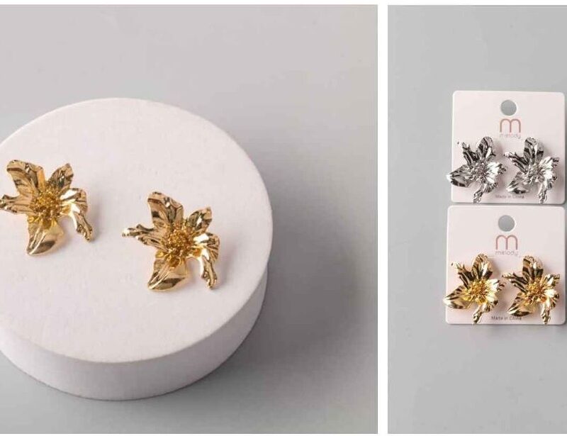 PAR DE ARETES CON DISEÑO