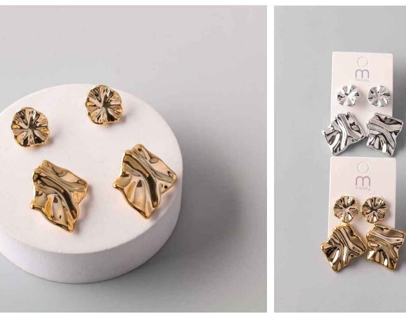 PAR DE ARETES CON DISEÑO