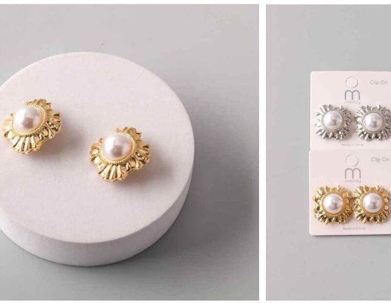 PAR DE ARETES CON DISEÑO