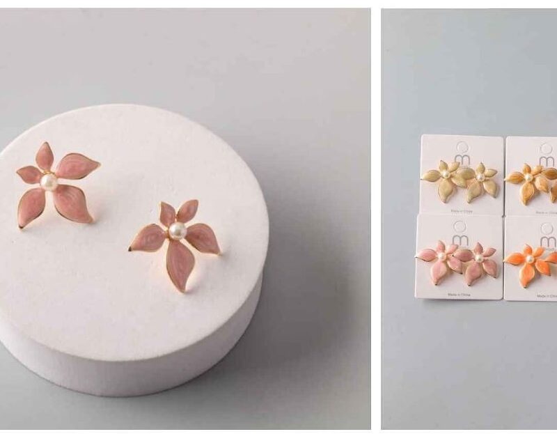 PAR DE ARETES CON DISEÑO